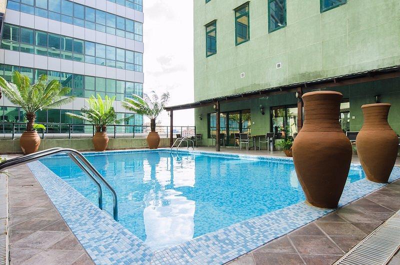 Harbour View Suites