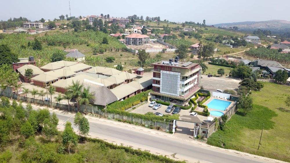 Acacia Country Inn
