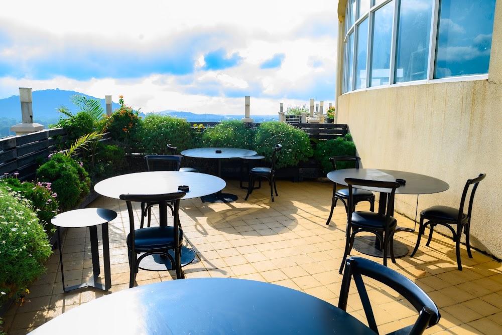 Bona Vista ~ The Rooftop