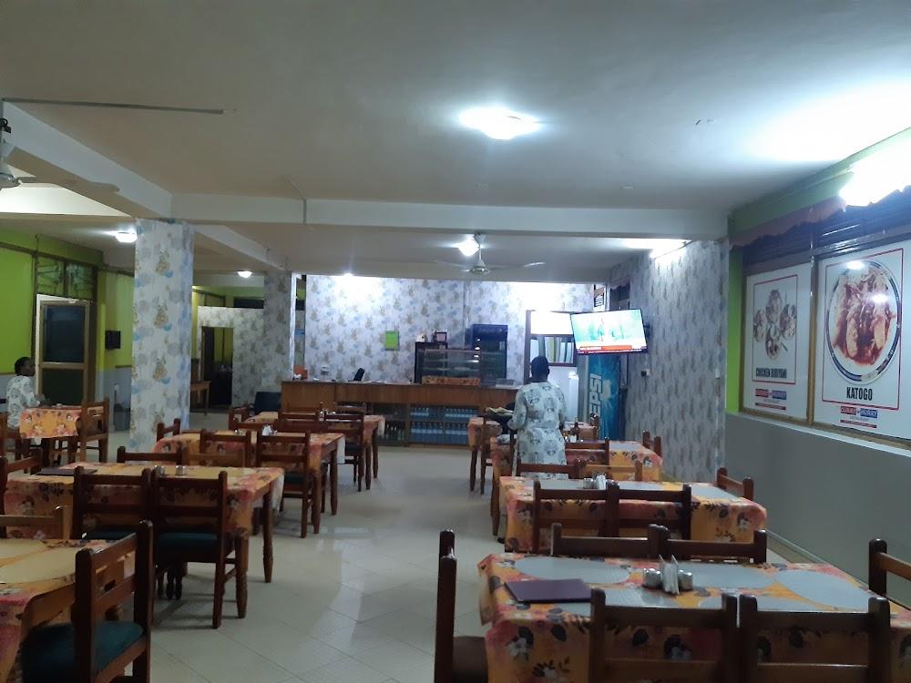 Curry 'n Hurry Restaurant