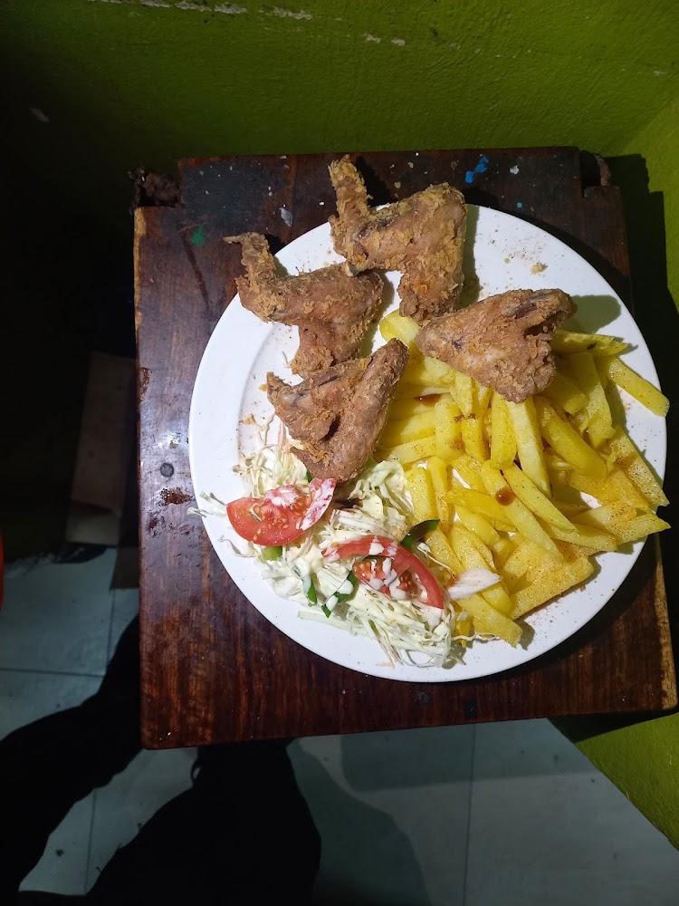 Davonia Food Vend