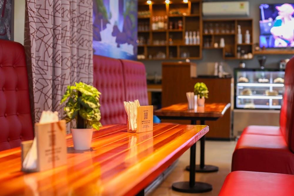 Hallmark Café