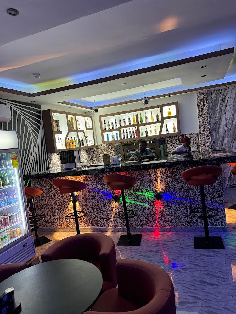 Mon Chou Bar and Restaurant