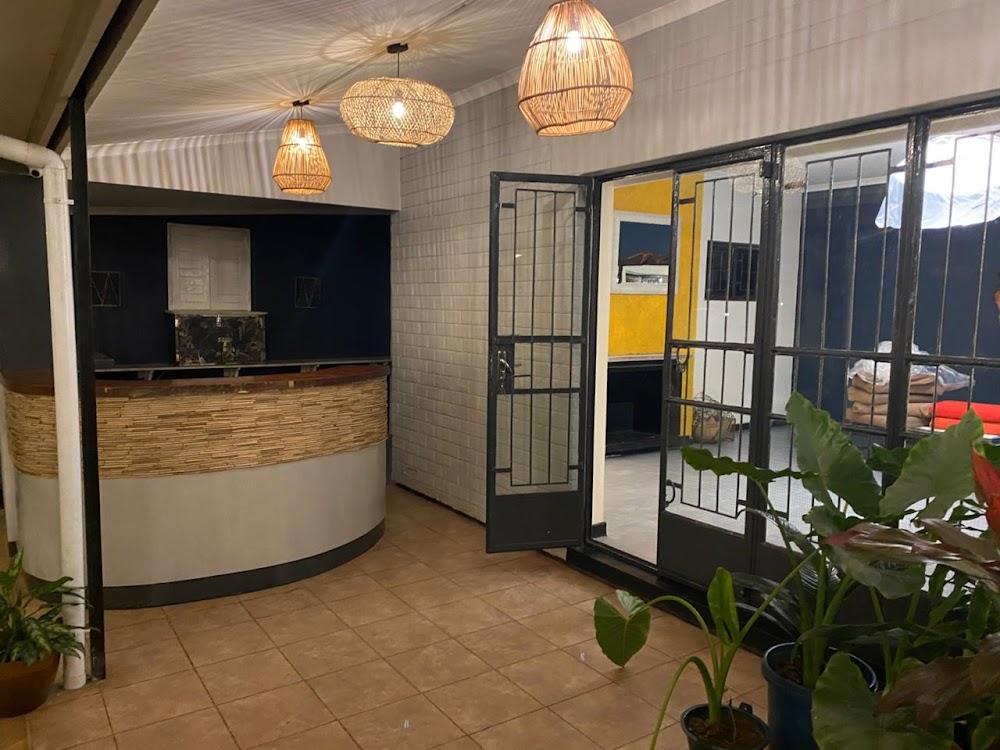 Saffron's Cafe and Bar