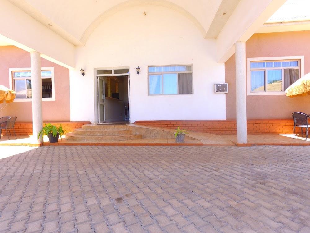 Executive Airport Hotel