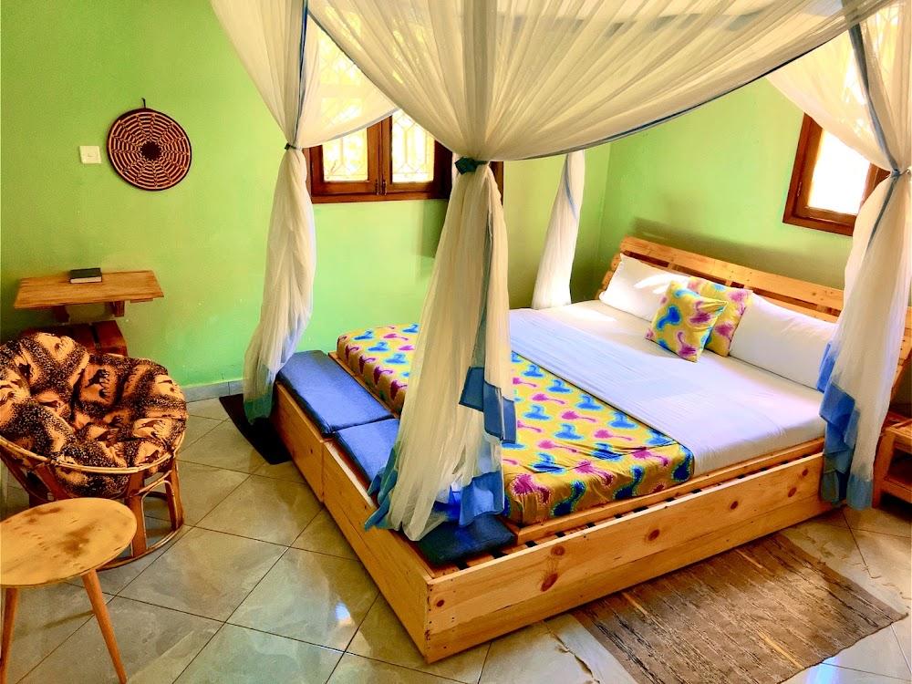 Airport link Guesthouse Entebbe