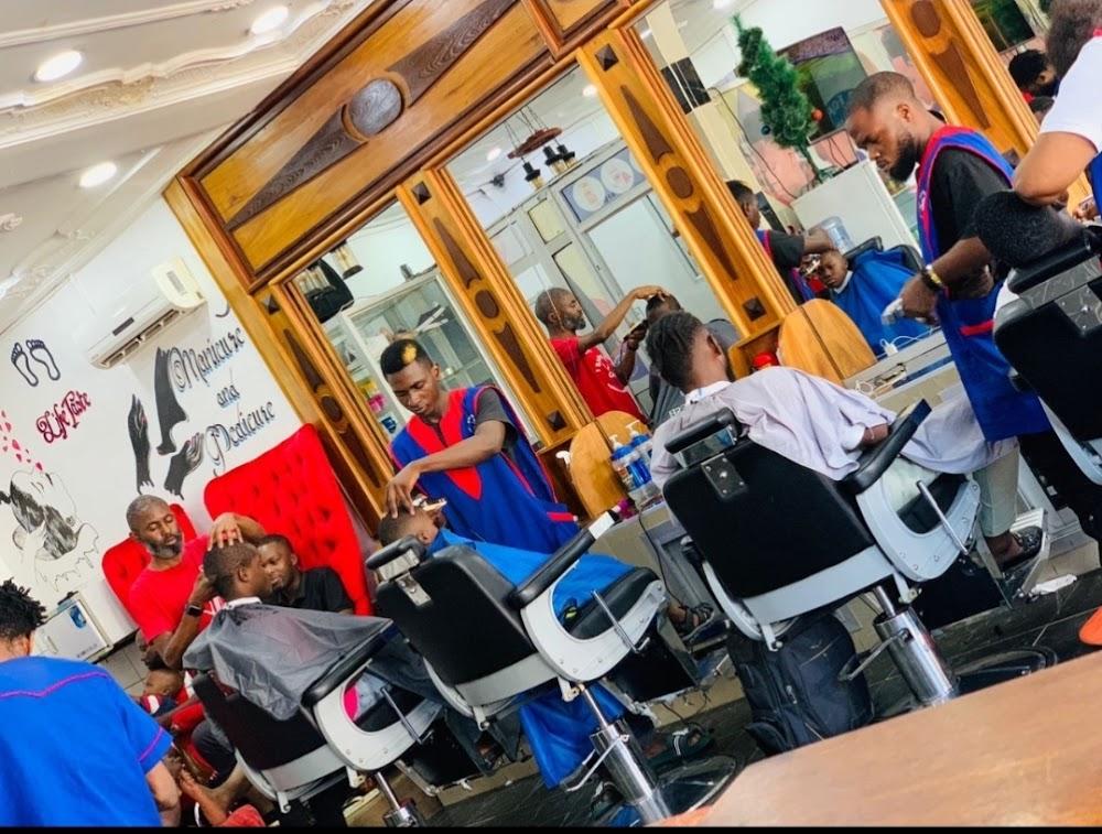 HAIR FORCE 1 (BARBER SHOP & SPA)