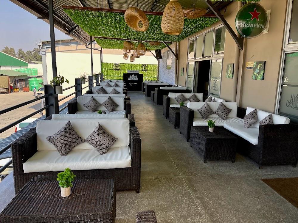 Leeja Palace Restaurant & Bar